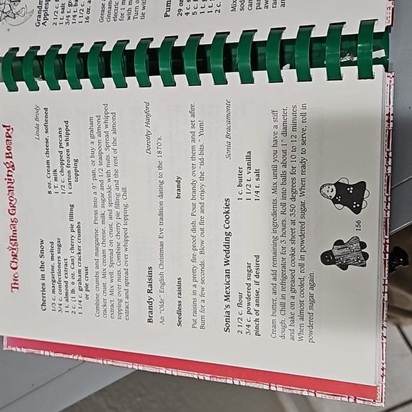 Old Fashioned Country Christmas Cook book - Picture 10 of 12